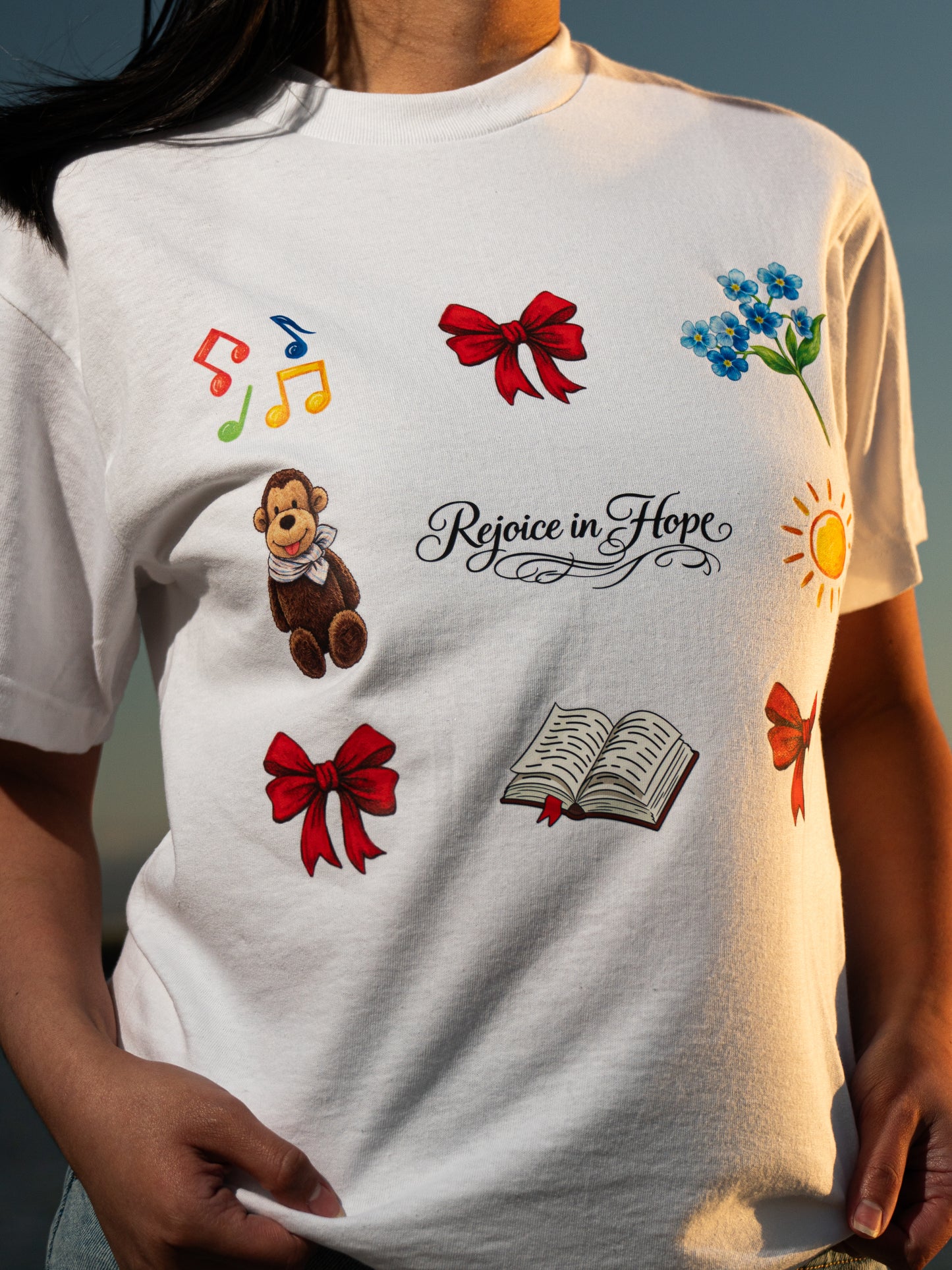 DOODLE TEE - WHITE